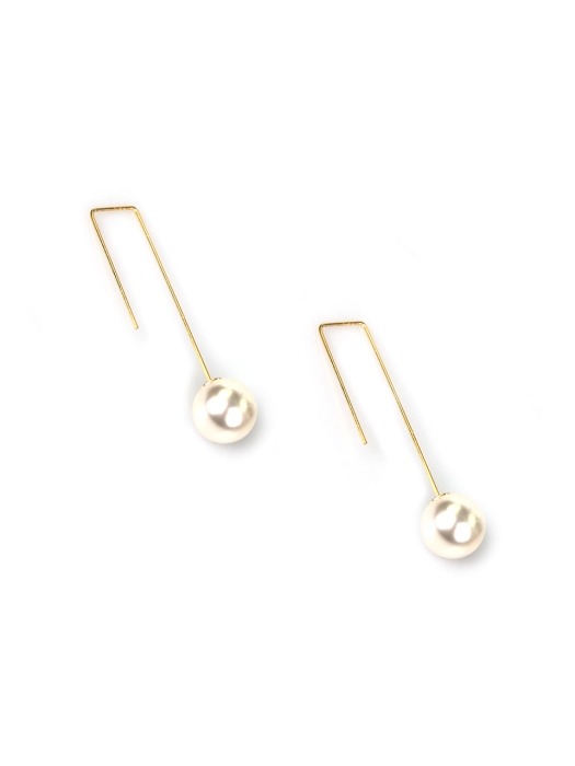 cl777 Seven Silver Pin Earring