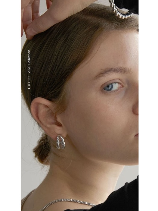 Twist earrings Ⅱ