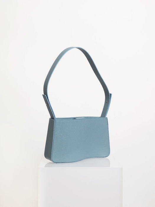Curved Bag (Cloudy)