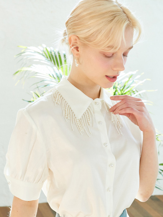 AMR1054 pearl necklace blouse (ivory)
