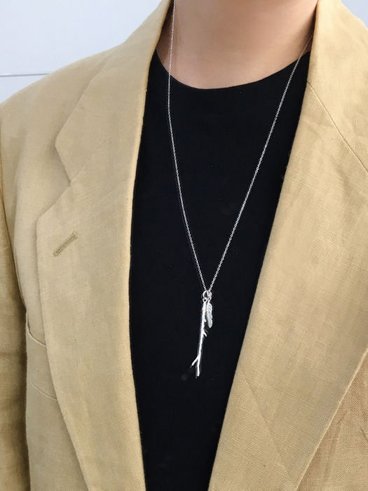 TWIG FEATHER NECKLACE