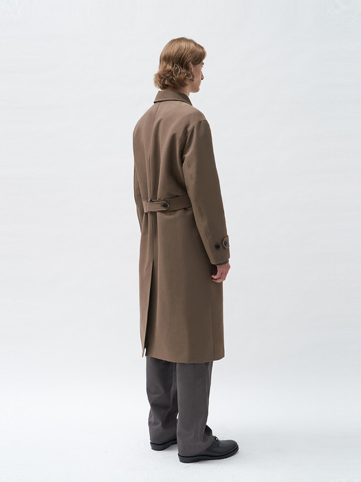 flap pocket mac coat (dusty brown)