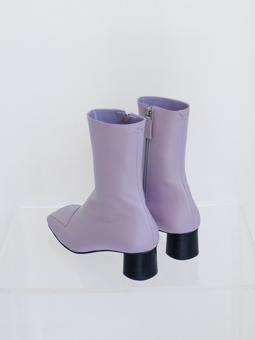 Square patches boots Lilac