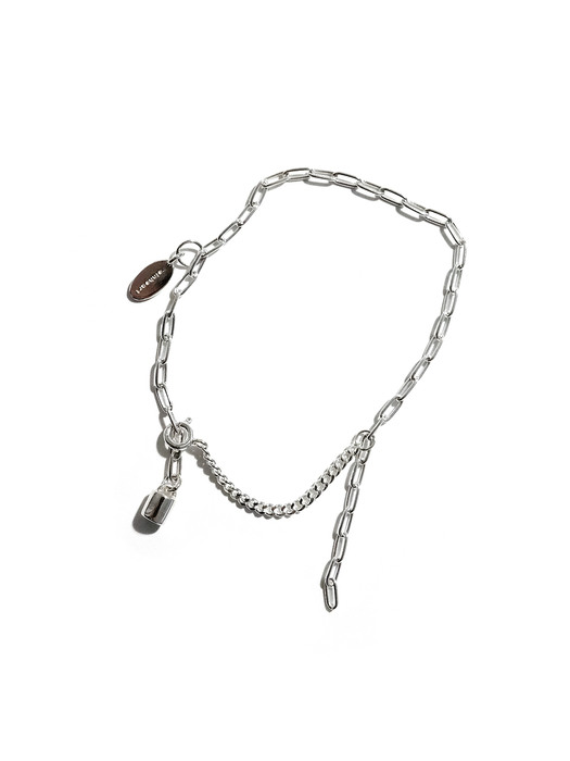 Knitted chain bracelet