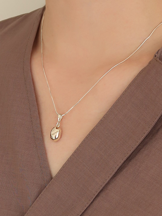 pebble necklace