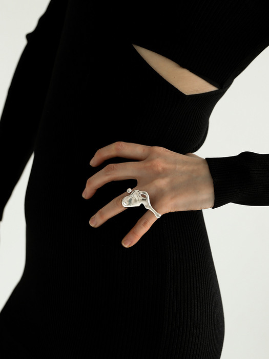 Movement Ring_ Silver
