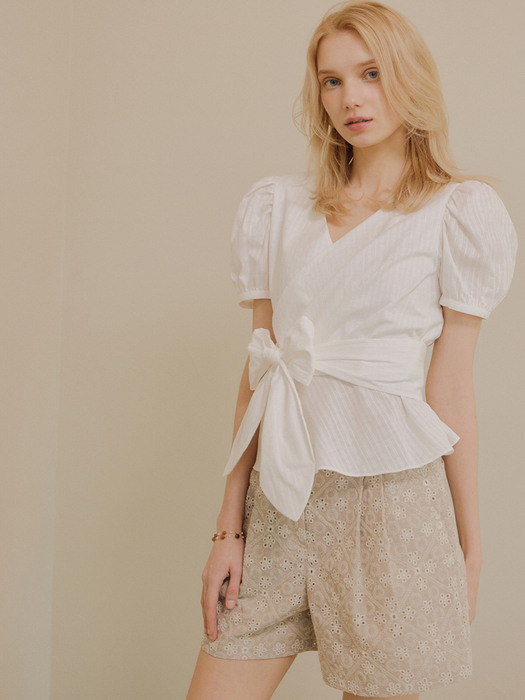 PUFF SLEEVES BELTED BLOUSE_WHITE