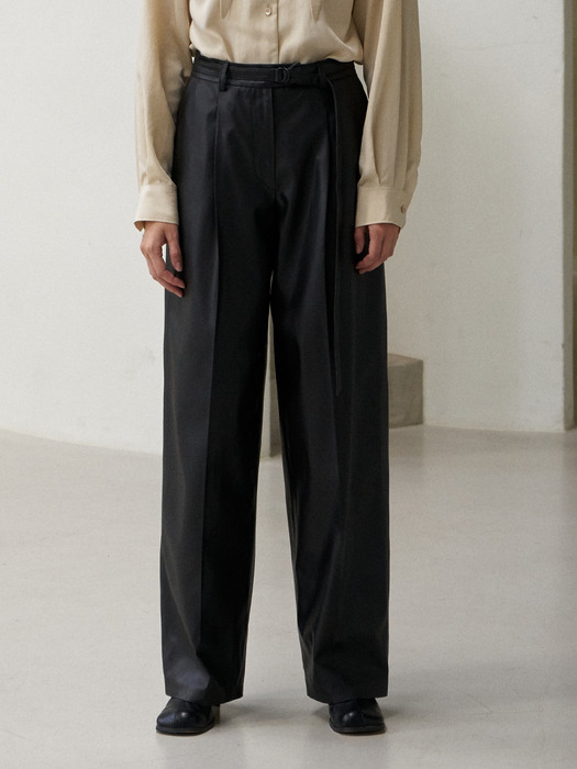 Eco leather tailored pants 에코 레더 테일러드 팬츠 black