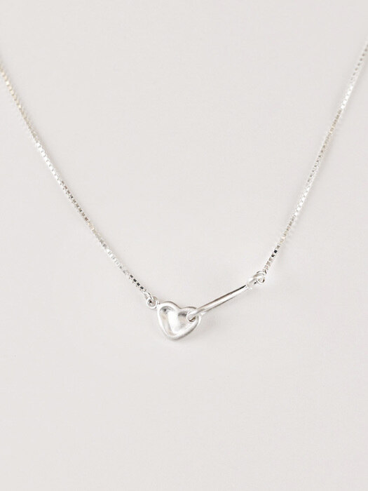 heart hook necklace