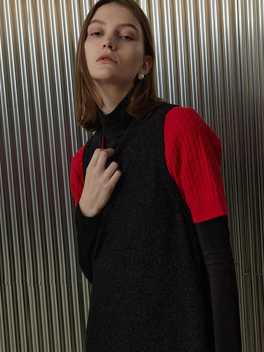 LVM CROP CABLE KNIT [RED]