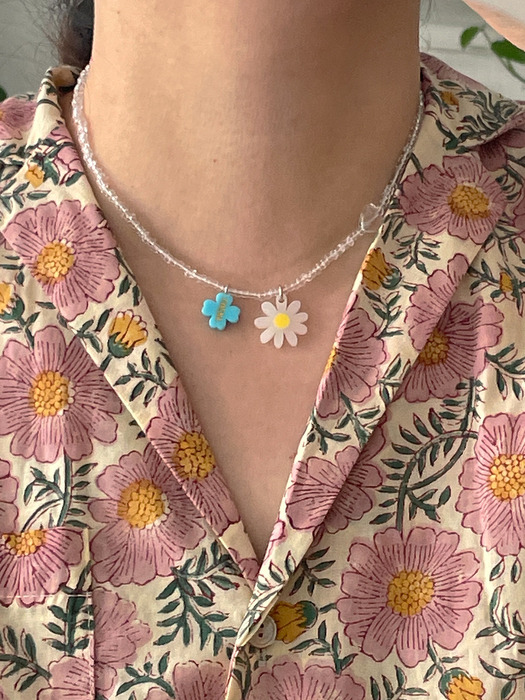 daisy & lucky charm beads necklace_NC246 