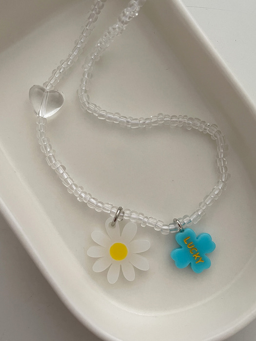 daisy & lucky charm beads necklace_NC246 