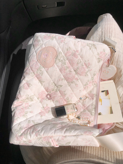 Quilted duffel bag_mauve rose