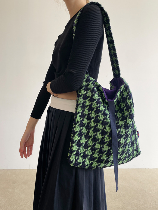 Tweed padding shoulder bag/ green