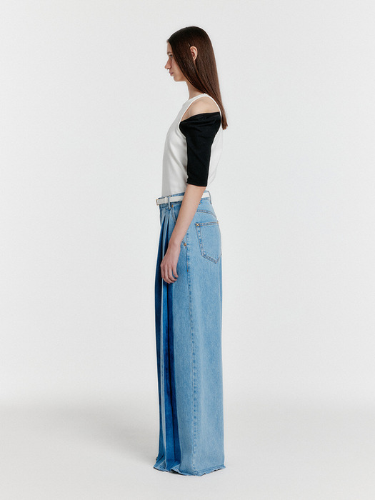 YURINA Pleated Denim Pants - Blue