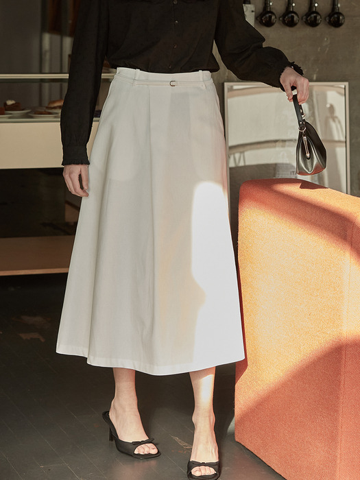 Diagonal tuck belt skirt - Black