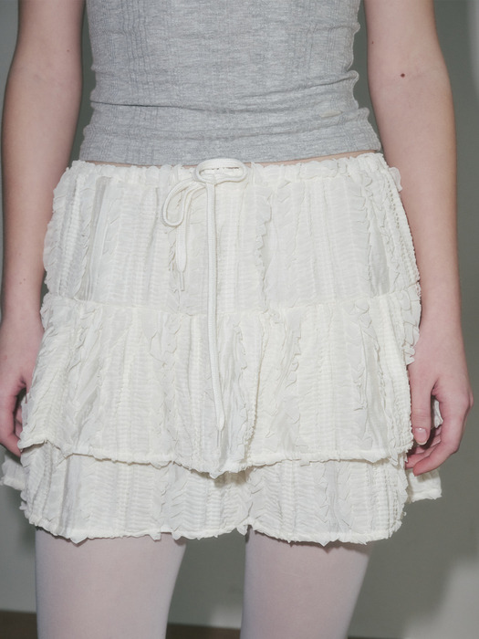 VINTAGE FRILL SKIRT, CREAM