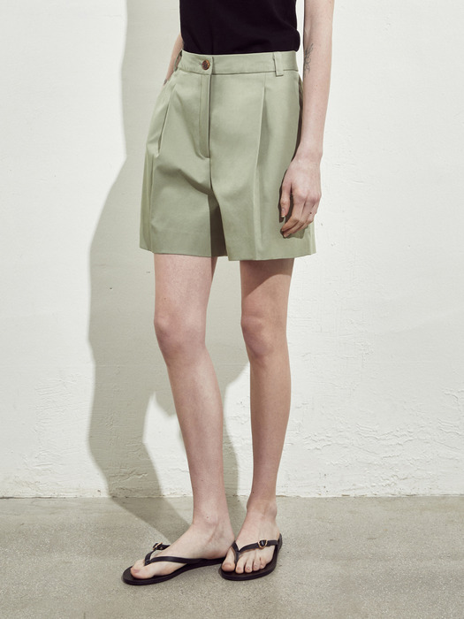 TAILORED BUTTON HALF PANTS_KHAKI