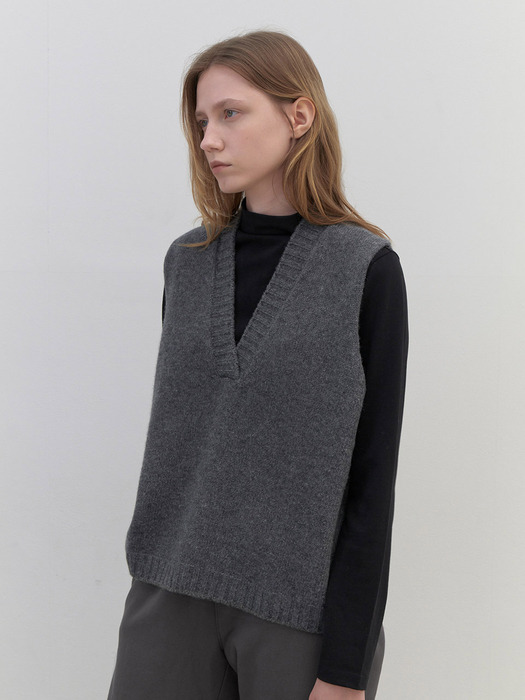 wool knit vest-grey