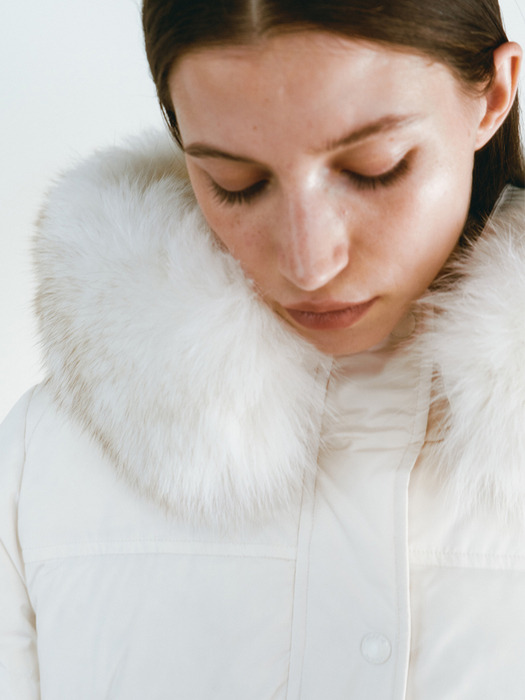 FOX FUR BELTED GOOSE DOWN JACKET [IVORY][BLACK]