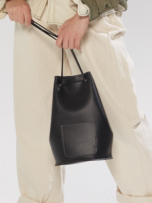 minimal cylinder bag - black color