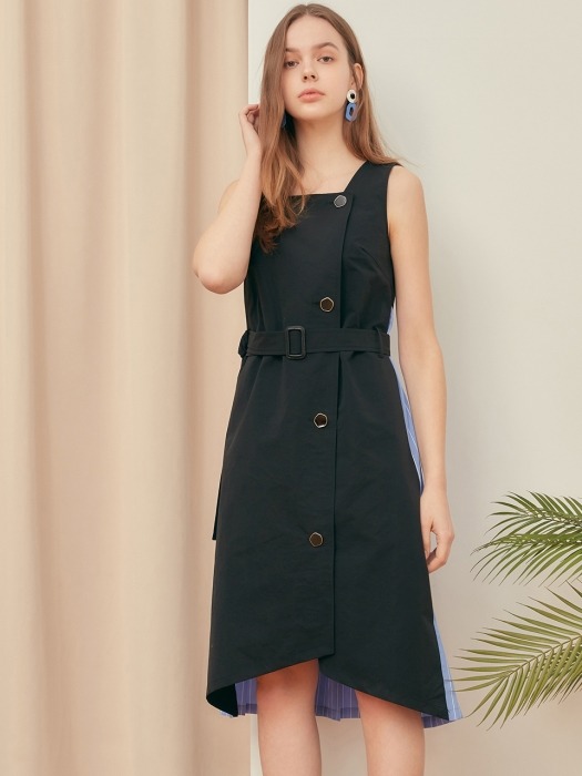 PLEATS BUTTON DRESS-BK