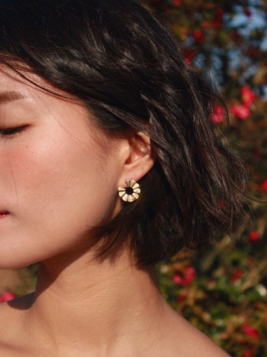 Dandelion Earring