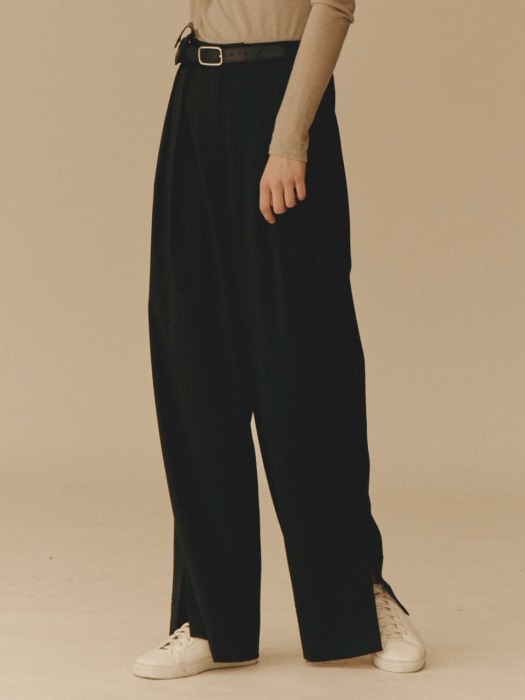 Gabardine Span Trousers_Black