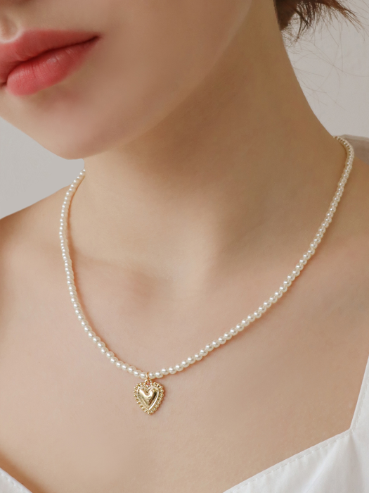 love pearl necklace