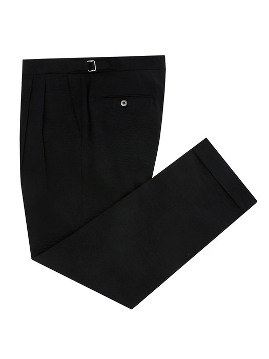 seersucker two tuck adjust pants (Black)
