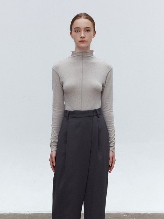 TOF WOOL HALF TURTLENECK TOP KHAKI BEIGE