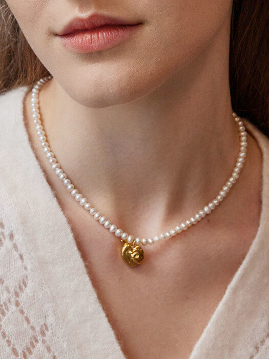 Pearl With Apple Heart Necklace _ 925silver