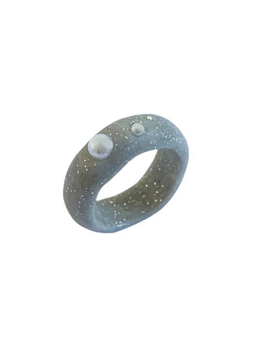 seed pearl grey ring