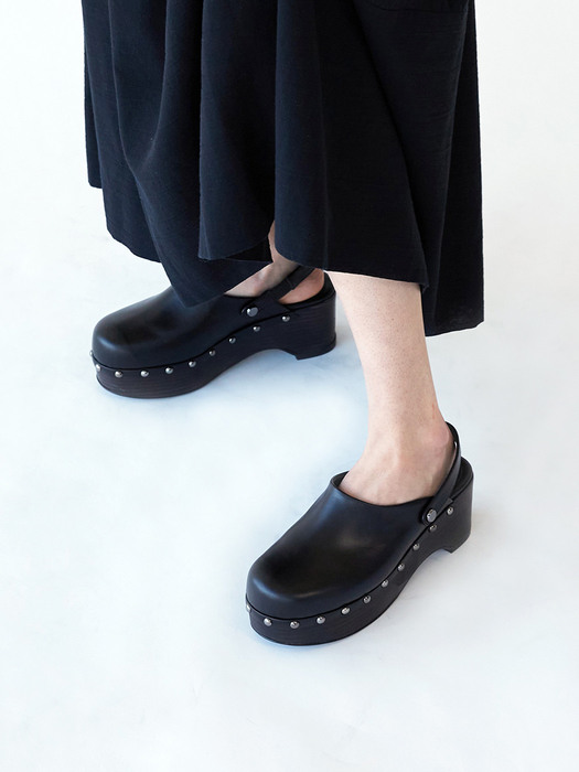 Zoe Clogs Leather Black