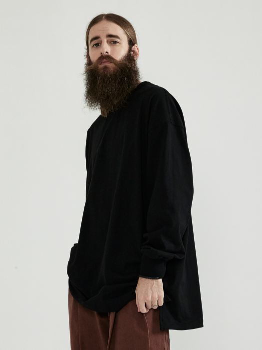 CB OVERFIT ROUND LONG SLEEVE  (BLACK)