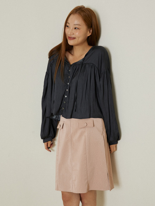 Radiant leather skirt (pink gray)
