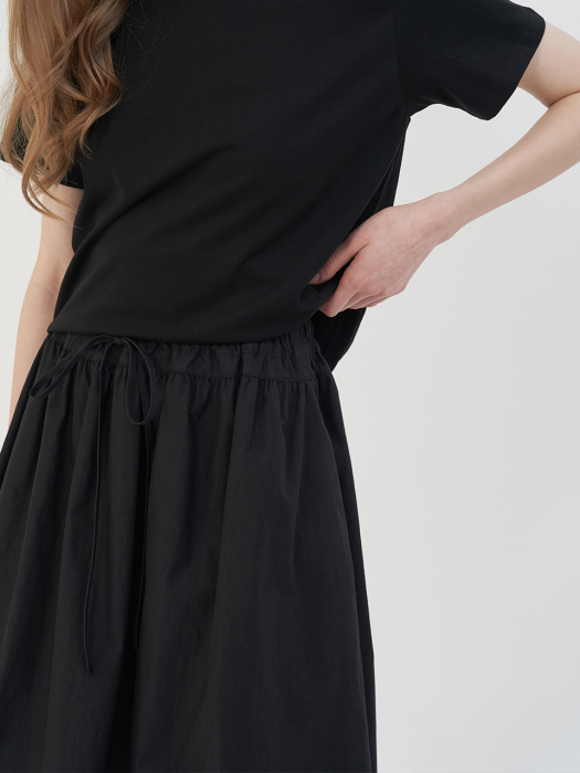 Drawstring Flared Skirt (Black)