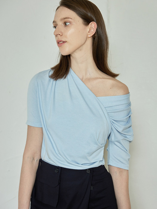 comos 845 pin-tuck wrap T-shirt (sky blue)