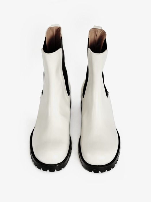 30mm Rondo Round-Toe Chelsea Boots (Ivory)