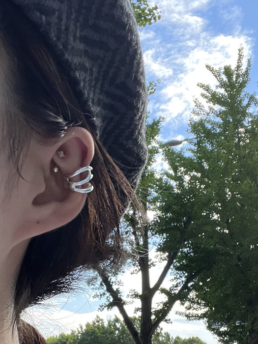 layered essential earcuff