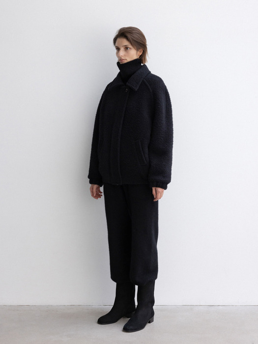 alpaca coat (black)