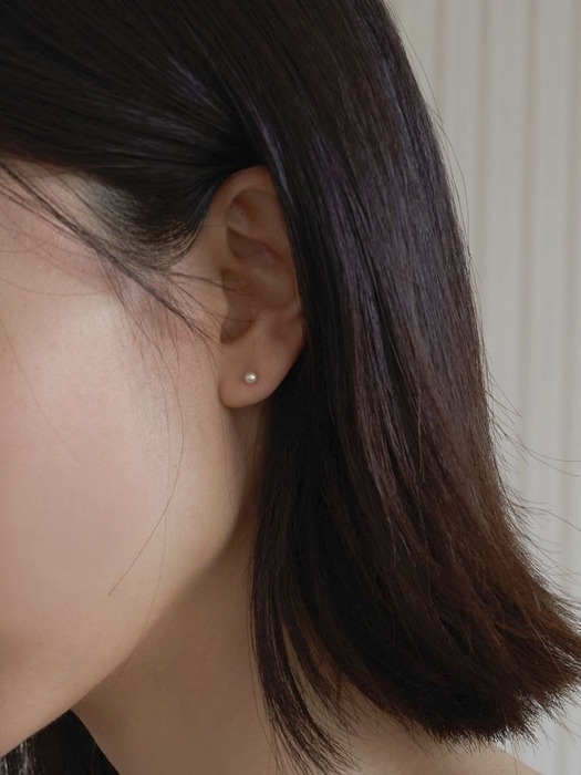 Basic Pearl Earring (3 Size)