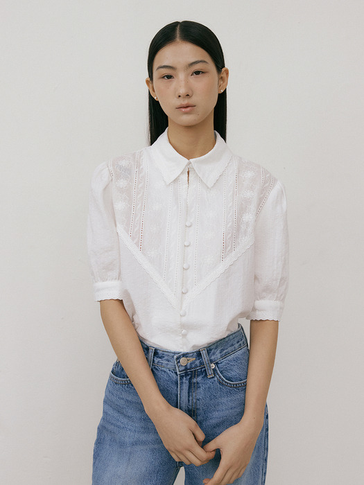 Sunflower Lace Blouse (ivory)