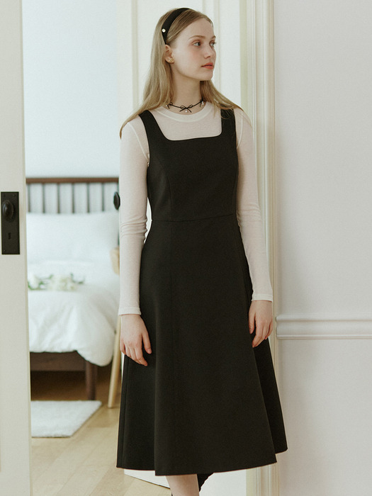 Sleeveless Flared Long Dress - Black