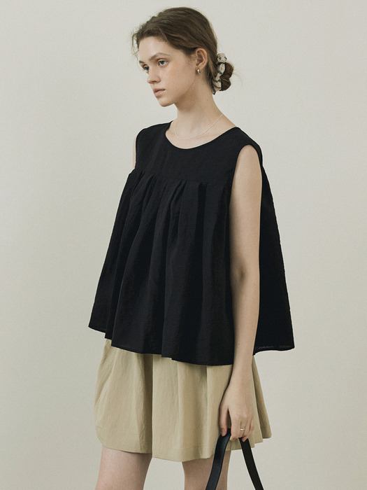 Pleated strap blouse_Black