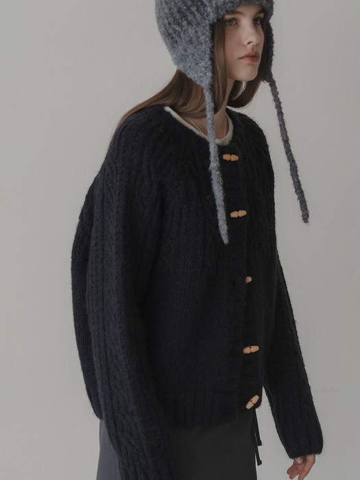 Duffle cable cardigan (navy)