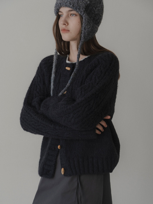 Duffle cable cardigan (navy)