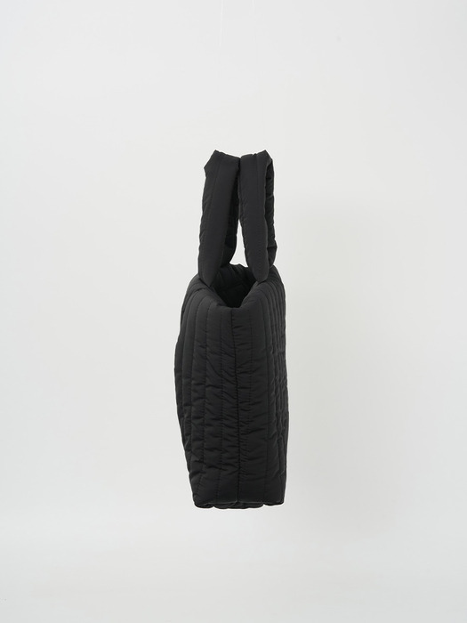 [반혜또PICK][단독]LYV Tote padded bag (Black)