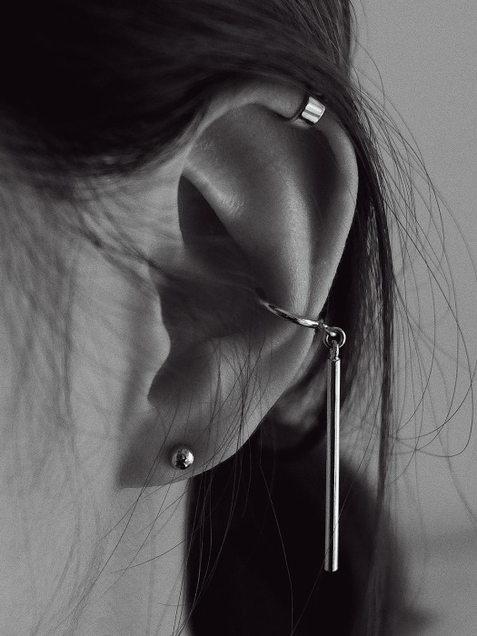 Line bar middle earcuff