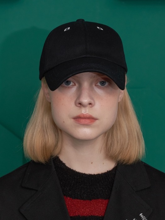 SQUARE AIR HOLE BALLCAP / BLACK